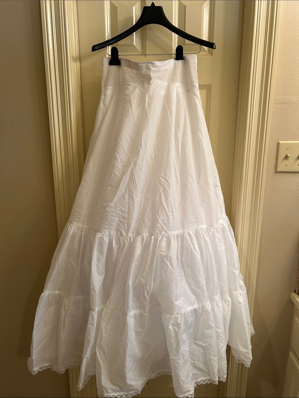 David's Bridal White Tiered Bridal Slip